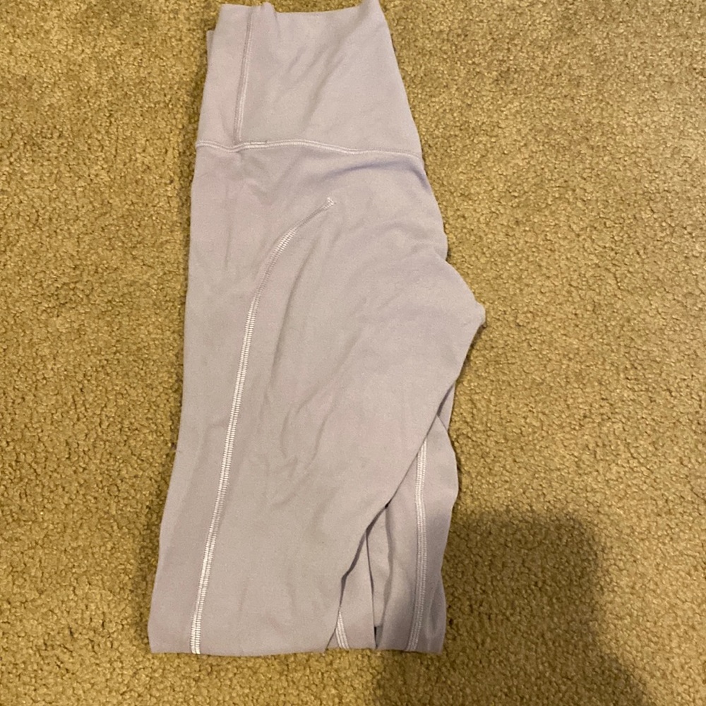 Size 4 lululemon scalloped leggings WUNDER under